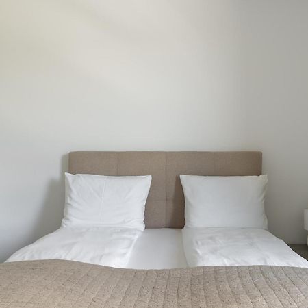 גדינייה Symphony Modern Tower Apartamenty מראה חיצוני תמונה