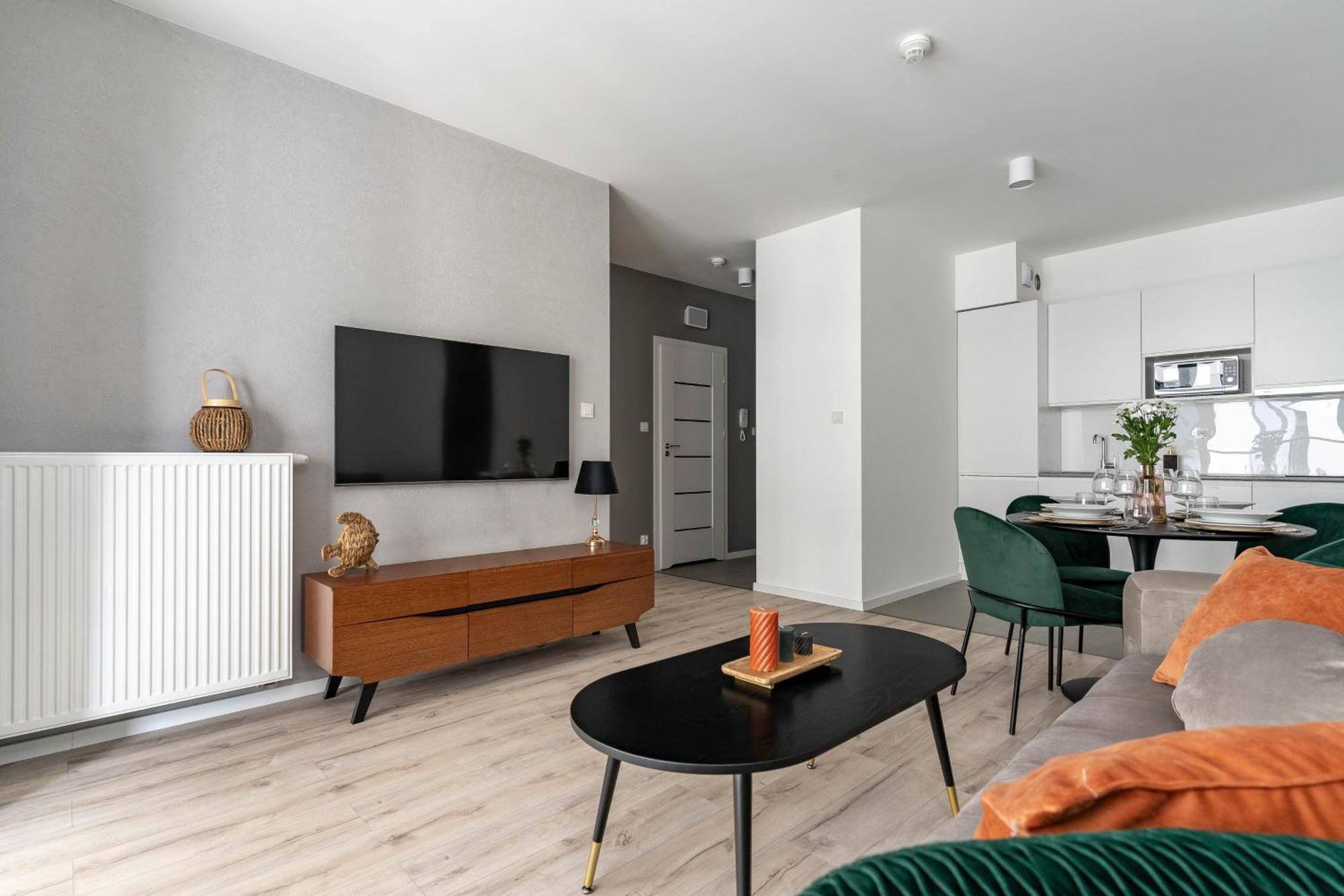 גדינייה Symphony Modern Tower Apartamenty מראה חיצוני תמונה